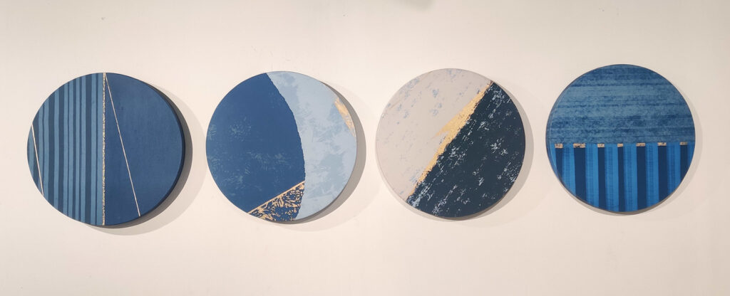Phases of the moon (set of 4)
